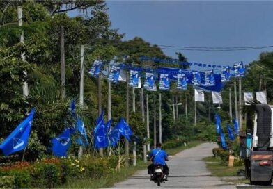 Umno bersatu di permukaan, rapuh di dasar