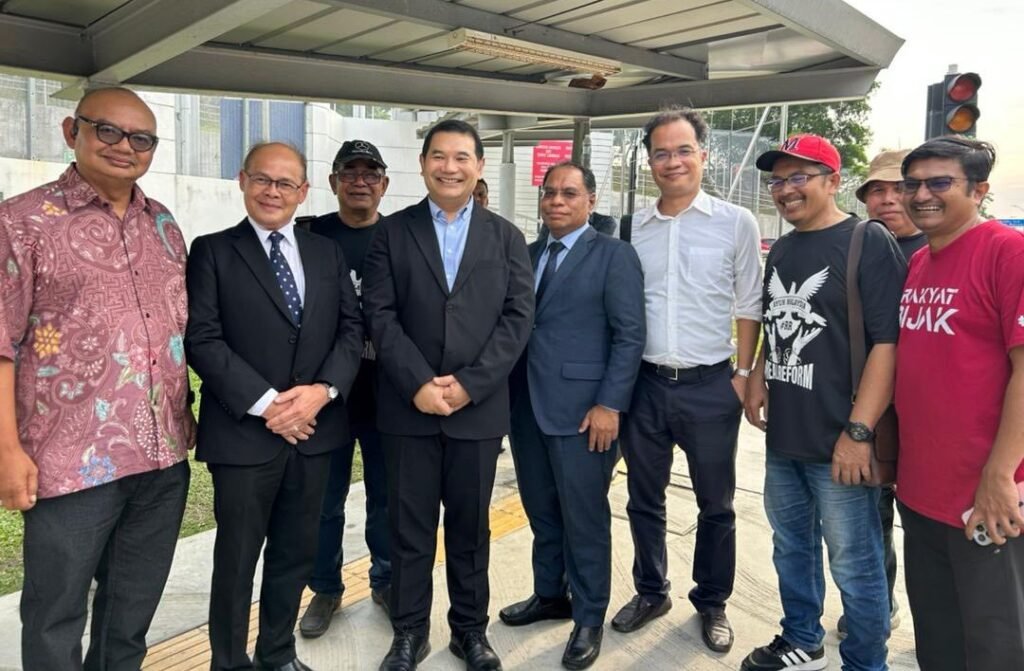 Rafizi - court
