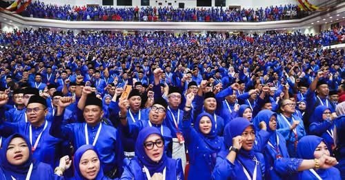 B - Umno